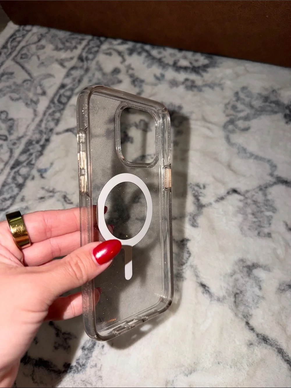 Gold Sparkle speck MagSafe-Compatible iPhone 15 Pro MaxCase with Gold Ring